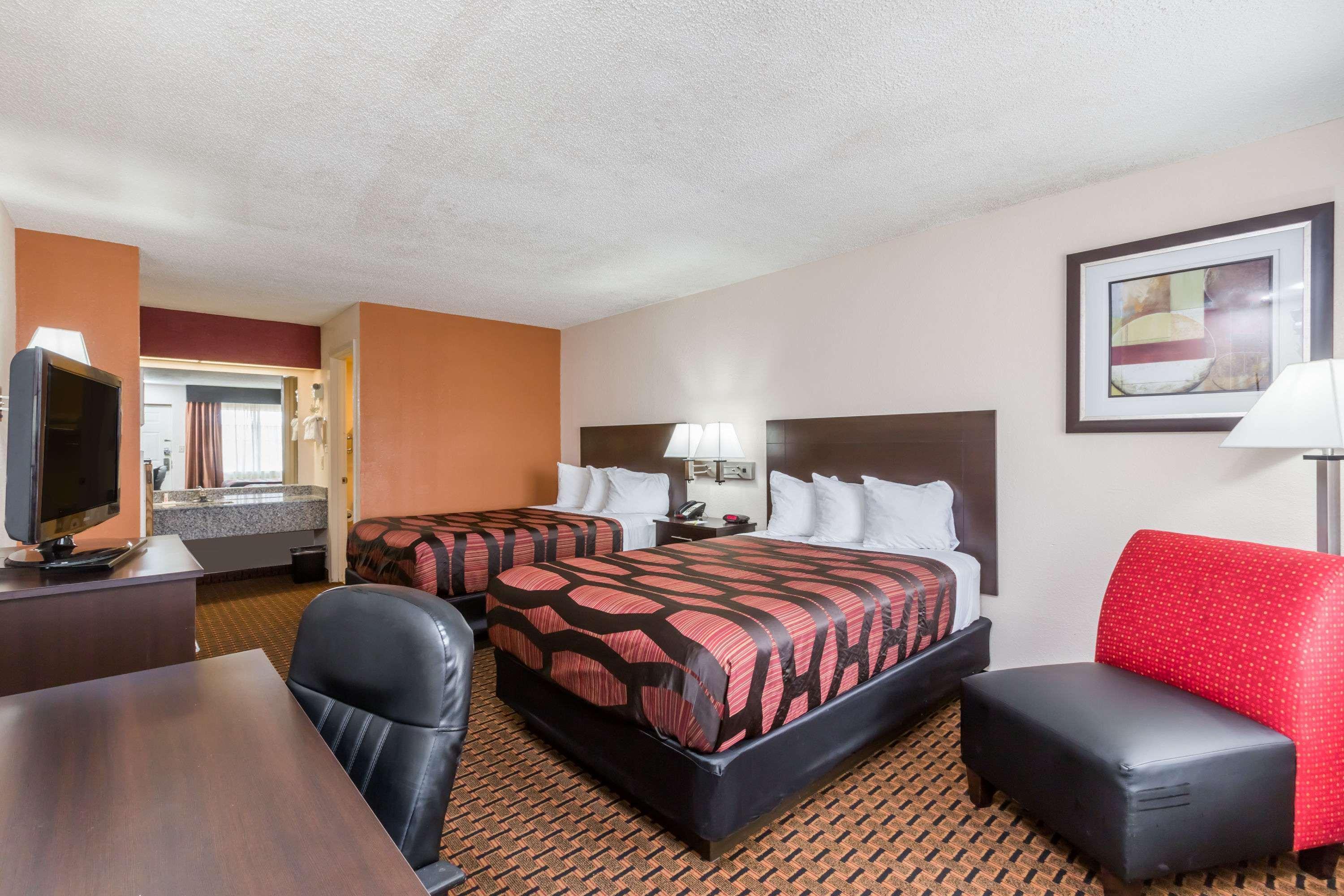 Days Inn By Wyndham Pearl/Jackson Airport Exterior photo